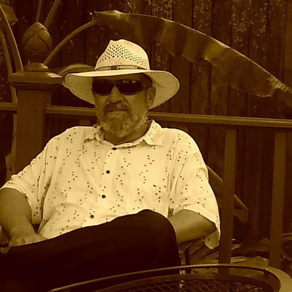 Meet your Posher, Mona - Picture 1 of 1